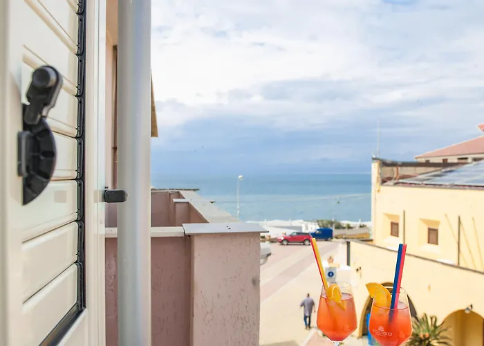 Ucciali 3* Le Castella (Calabria)