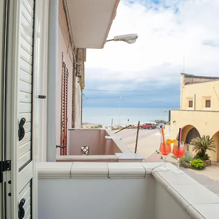 Ucciali Le Castella (Calabria)