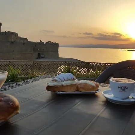 Ucciali Le Castella (Calabria)