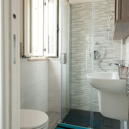 Ucciali Bed & Breakfast 3*