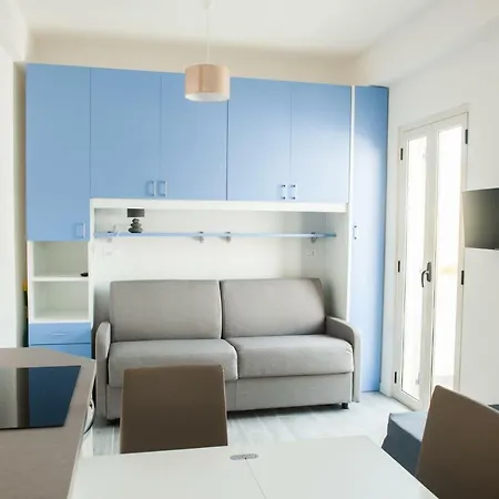 Ucciali 3* Le Castella (Calabria)