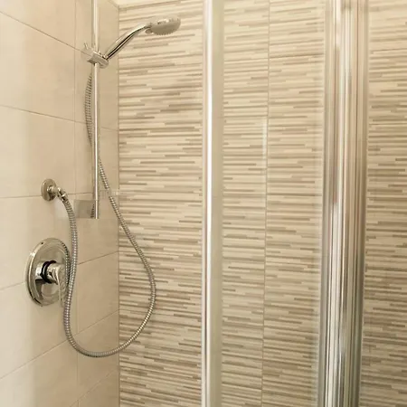 לינה וארוחת בוקר Ucciali