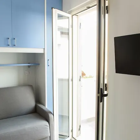 לינה וארוחת בוקר Ucciali