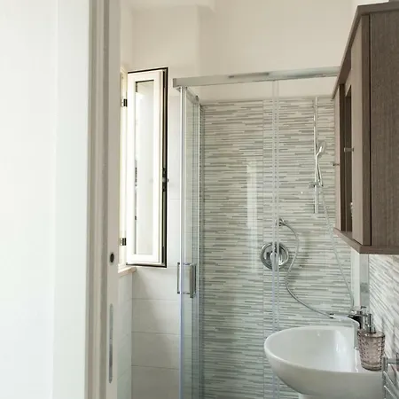 Ucciali לה קסטלה